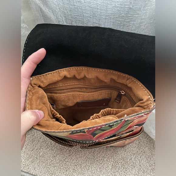 NWT Patricia Nash Crossbody - Picture 8 of 8